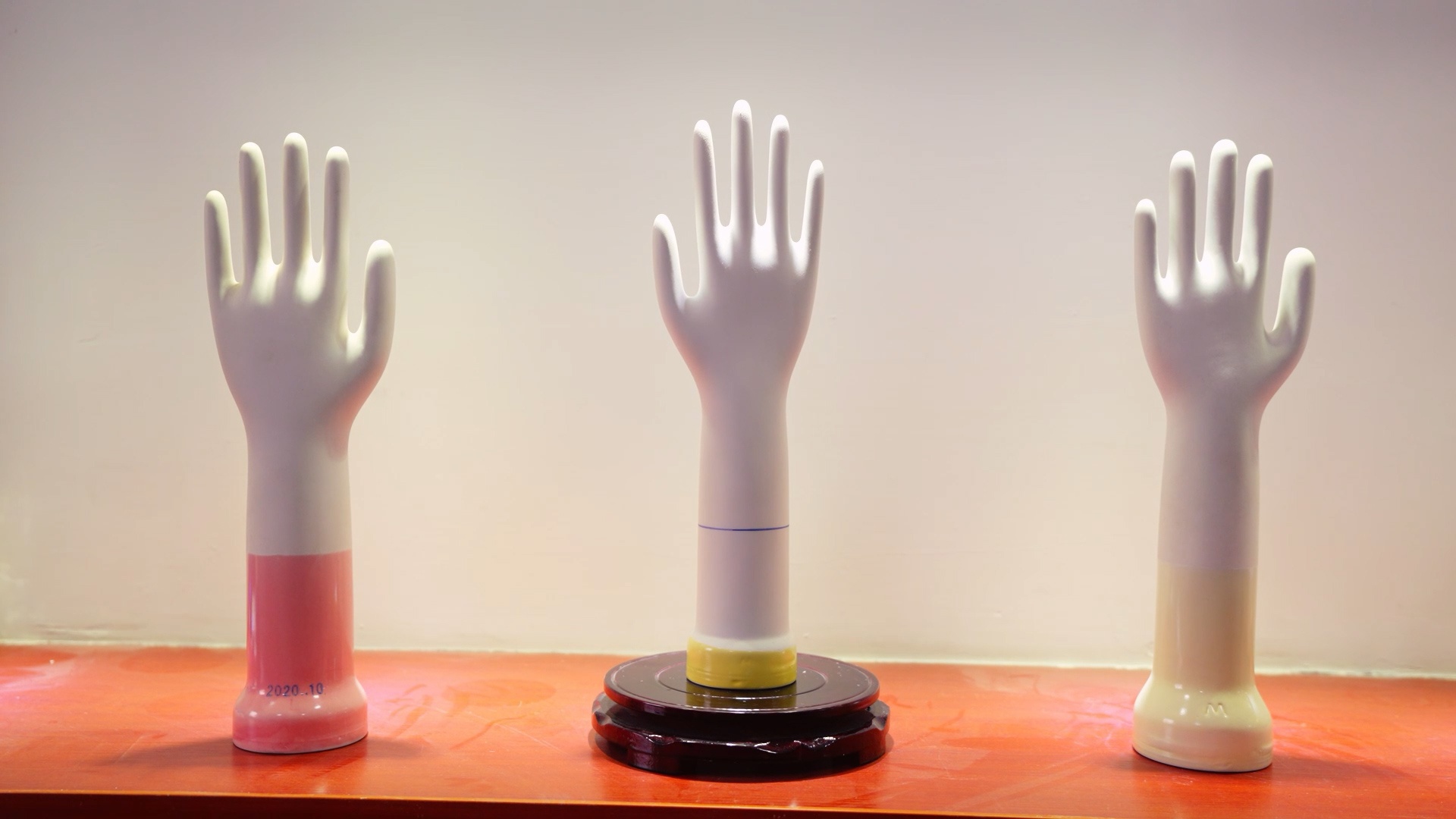 1618219165768043.jpg 素材.00_07_57_08.Still013.jpg